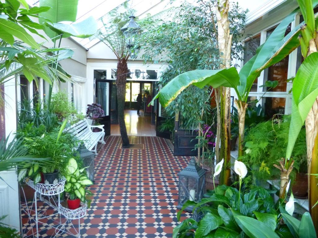 Riverbank House Hotel Ferrybank Esterno foto