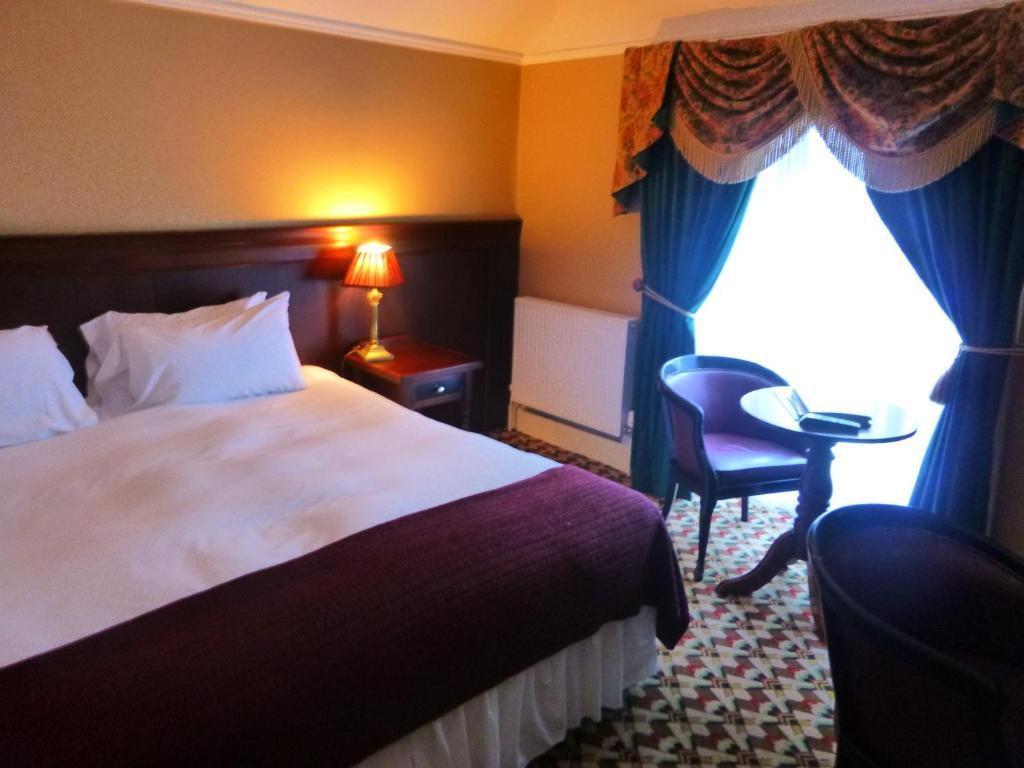 Riverbank House Hotel Ferrybank Camera foto
