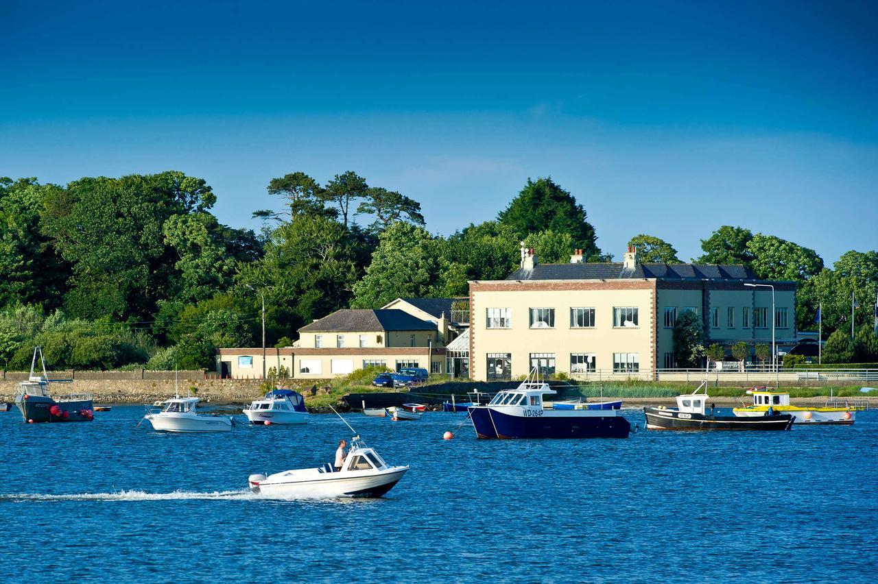 Riverbank House Hotel Ferrybank Esterno foto